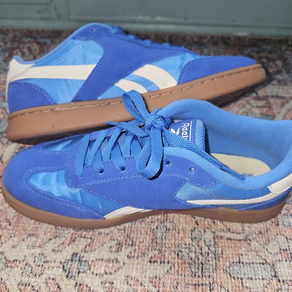 Reebok Women's Classic Blue Low-Top Sneakers - Picture 3 of 4